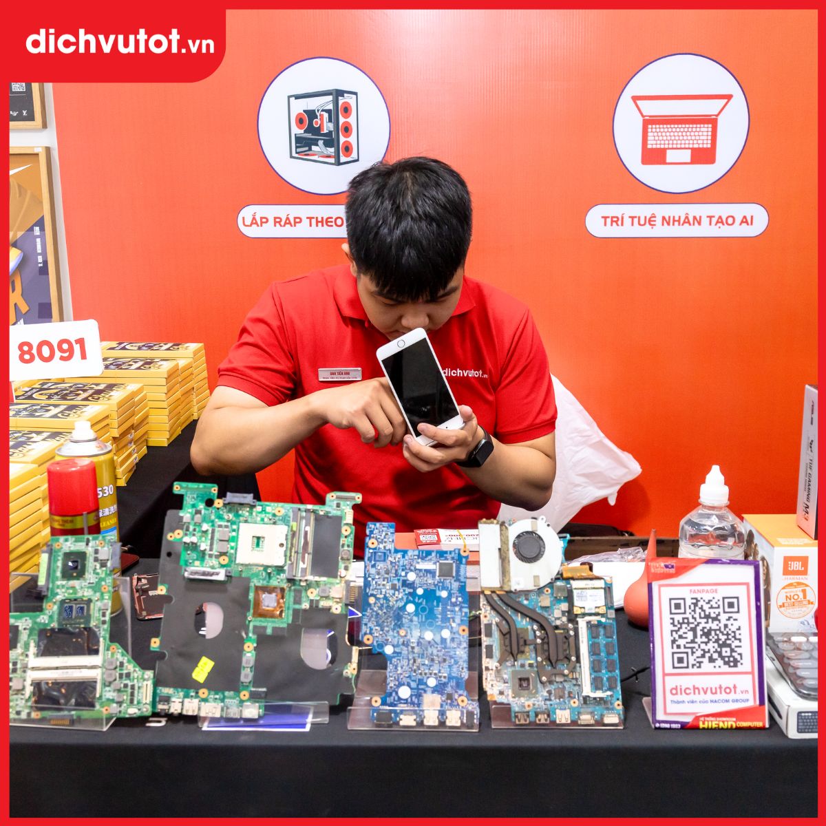 Thay loa ngoài iPhone ở đâu uy tín?